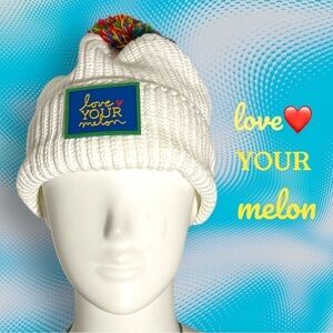 NWOT LOVE YOUR MELON SUPERHERO POM BEANIE